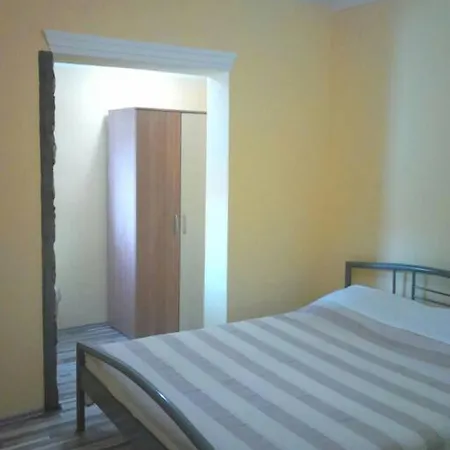 Cozy With Teracce Appartement Sukošan